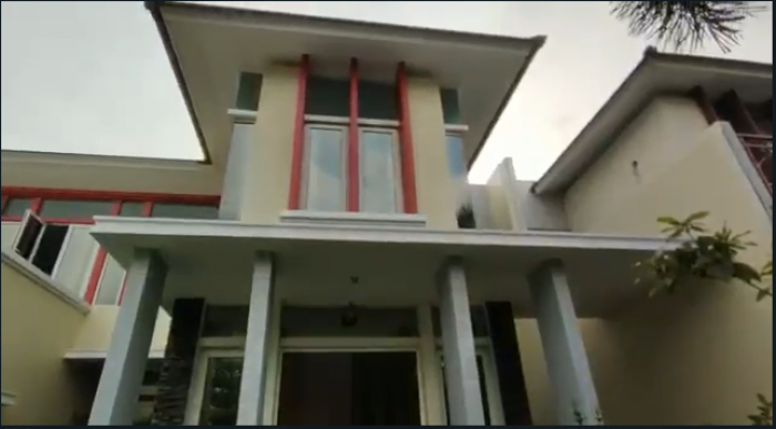 Rumah disewakan di Living Stone Kota